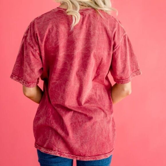 PINK‎ DESERT THE XOXO MINERAL WASH GRAPHIC TEE IN CARDINAL RED S NWT IN PKG - Picture 5 of 9